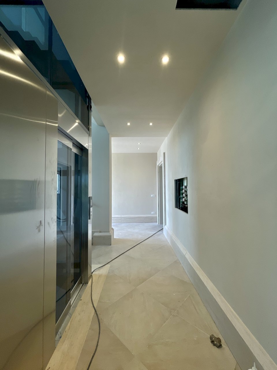 IMG_6013.jpg - Show room Pietrasanta - photo 3