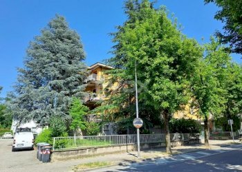 Four-room apartment Valsamoggia - photo 1