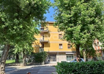 Four-room apartment Valsamoggia - photo 2