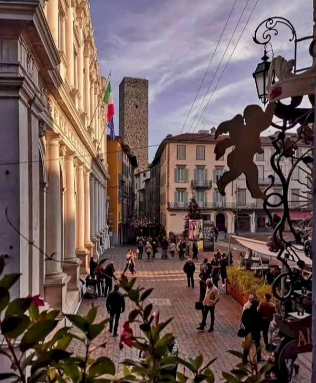 bergamo - Stable - Palace piazza Camillo Benso di Cavour, 11A, Bergamo - photo 2