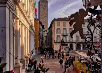 bergamo - Stabile - Palazzo piazza Camillo Benso di Cavour, 11A, Bergamo - foto 2