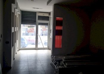 Locale Commerciale via serafino soldi, Avellino - foto 4