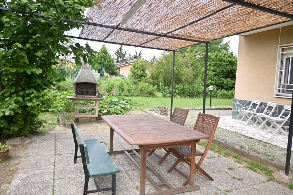 Esterno - Villa Località Quartino, 24, Melazzo - foto 1