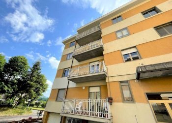 facciata - Quadrilocale via 19 Maggio, 4, Dego - foto 2