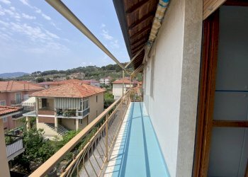 image00009.jpeg - Two-room apartment Via Vione 30, San Bartolomeo al Mare - photo 5