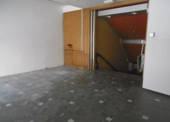 P1150549.JPG - Locale Commerciale Reggio nell'Emilia - foto 5