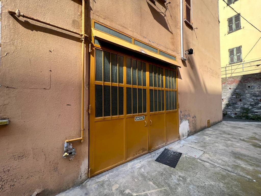 3 - Warehouse via San Tomaso d'Aquino, Genova (neighborhood Sestri Ponente) - photo 3