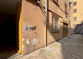 2 - Warehouse via San Tomaso d'Aquino, Genova (neighborhood Sestri Ponente) - photo 2