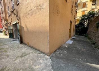 6 - Warehouse via San Tomaso d'Aquino, Genova (neighborhood Sestri Ponente) - photo 6