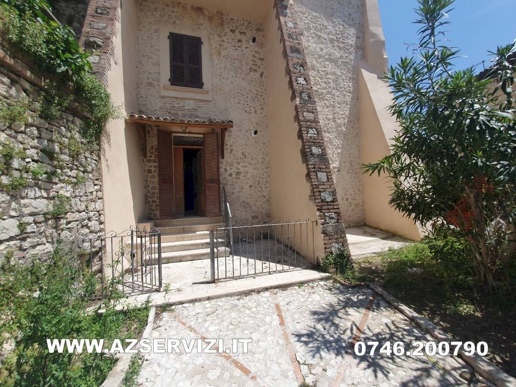 Trilocale piazza Vittorio Emanuele II, 1, Contigliano - foto 2