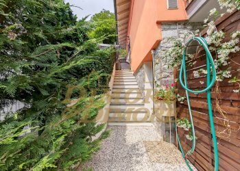 Scala accesso app. primo piano.jpg - Villa Cannobio - foto 6