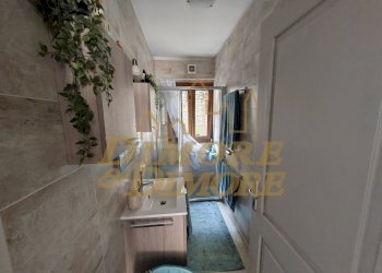 Bagno app. primo piano.jpg - Villa Cannobio - foto 15
