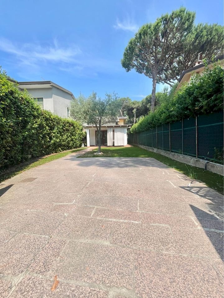 356630412_282989151055609_1927755737123258307_n.jp - Villa Forte dei Marmi - photo 1