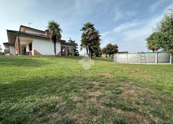 Villa Via Umberto Camera, Fresonara - foto 7
