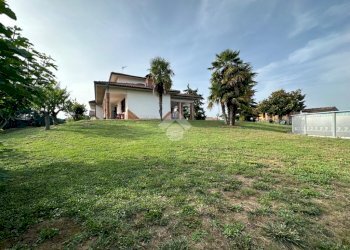 Villa Via Umberto Camera, Fresonara - foto 14