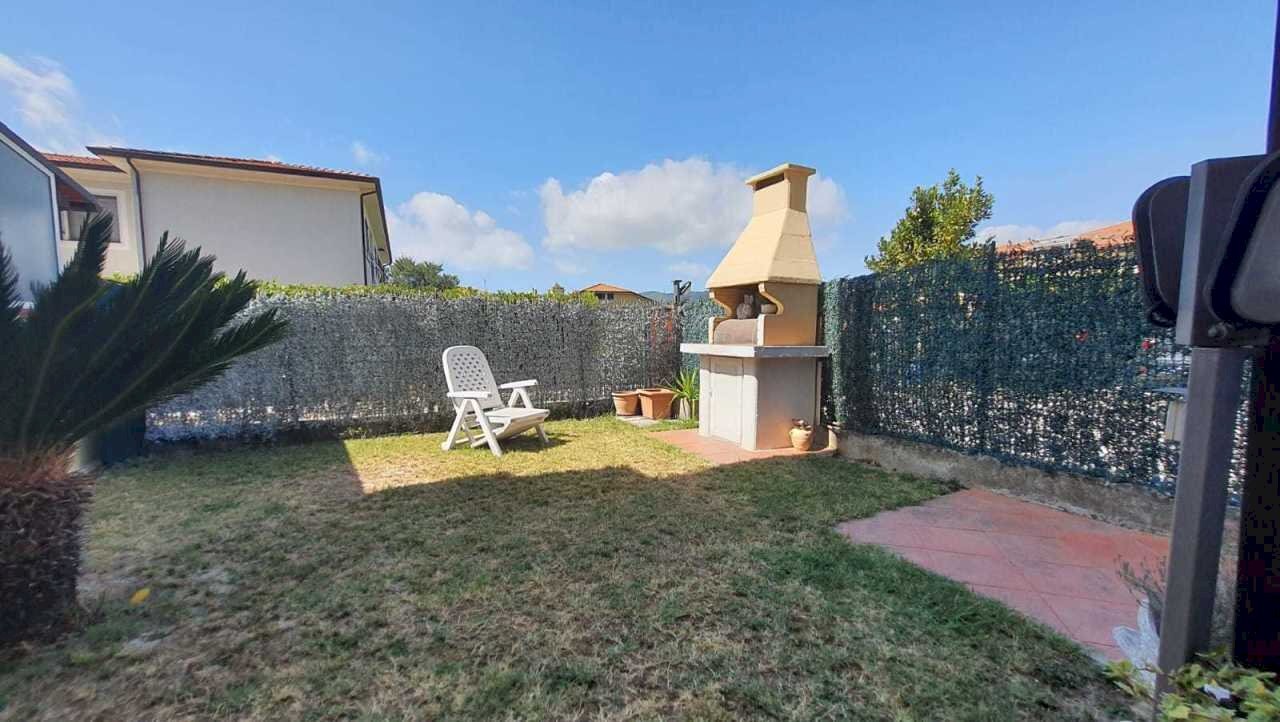 29cd8743-ff27-4300-b9dc-6e82943cb07a.jpg - Appartamento Fosdinovo - foto 2