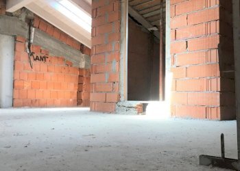 IMG_0016.jpg - Villa a Schiera località rochhetta  4, Desenzano del Garda - foto 28