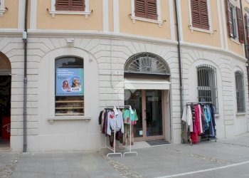 Negozio negozio via carbonari, Cesena - foto 5