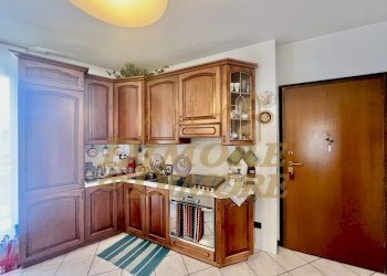 Cucina - Appartamento Via Arturo Reschigna 2/B, Maccagno con Pino e Veddasca - foto 7