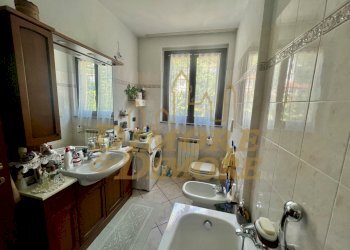 Sala da bagno - Appartamento Via Arturo Reschigna 2/B, Maccagno con Pino e Veddasca - foto 24