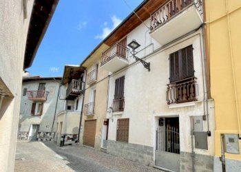 FACCIATA ESTERNA - Bilocale via Tommaso Vallauri, 54, Chiusa di Pesio - foto 1