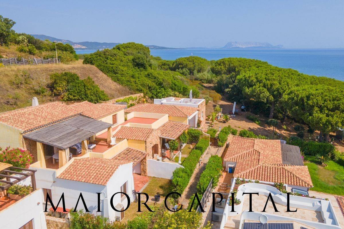 Villa a Schiera Loc. Baia sant'Anna, Budoni - foto 1