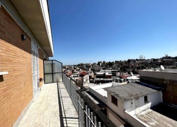 Balcone - Trilocale via Sant'Arcangelo di Romagna, 119, Roma - foto 20