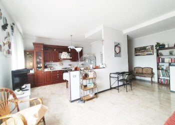 Quadrilocale Via Luigi Cadorna 11, Borgaro Torinese - foto 6