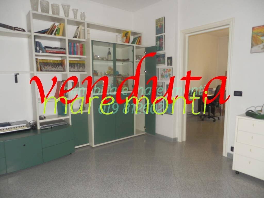 Quadrilocale Vado Ligure - foto 1