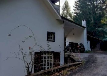 Facciata - Villa Frazione Poggi San Siro Costa, Ceva - foto 5