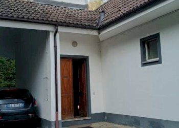 Facciata - Villa Frazione Poggi San Siro Costa, Ceva - foto 6