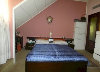 Camera da letto - Villa Frazione Poggi San Siro Costa, Ceva - foto 17