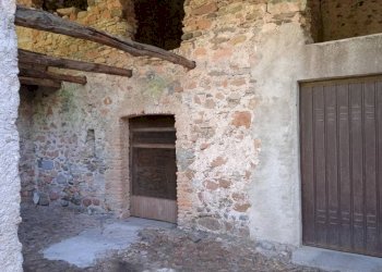 Rustico via Monte Grappa, 3, Brinzio - foto 1