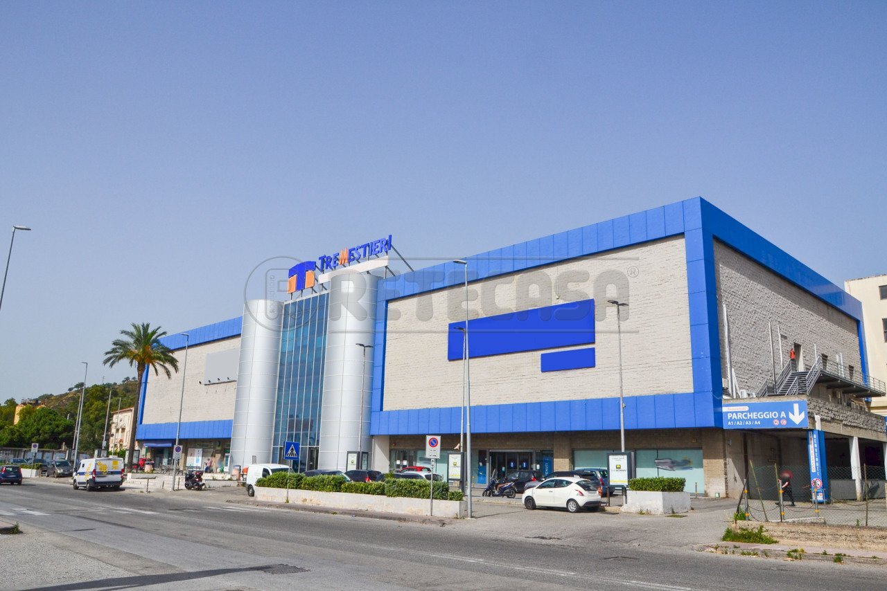 DSC_1524.JPG - Locale Commerciale Località Tremestieri 379, Messina - foto 2