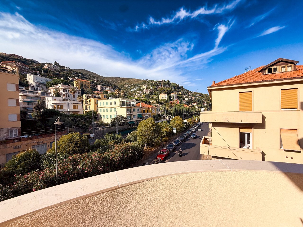 IMG_1533 - Quadrilocale Viale Hanbury, Alassio - foto 2