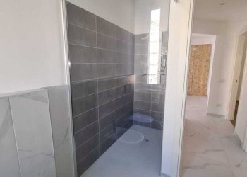 54e49f7f-0ce1-425f-af87-0b22a724e325 - Four-room apartment Viale Hanbury, Alassio - photo 23