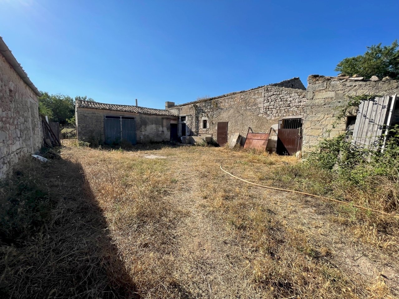 IMG_4539.jpg - Rustic Via Fosso Tantillo Pirato 77, Modica - photo 1