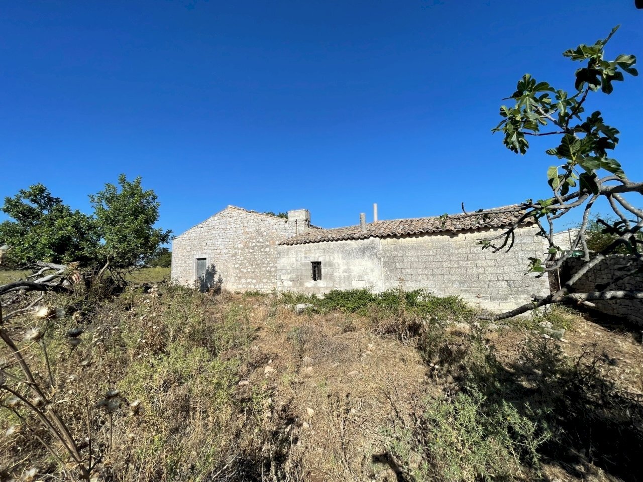 IMG_4509.jpg - Rustic Via Fosso Tantillo Pirato 77, Modica - photo 3