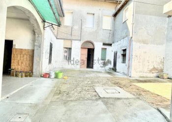 Casa indipendente Russi - foto 1