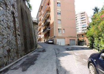 STRADA PRIVATA - Trilocale via Vittorio Battaglini 31, Genova (zona Sampierdarena) - foto 28