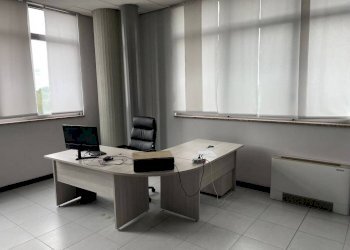 Stanza arredata - Ufficio corso Unione Sovietica, 612/15, Torino (zona Mirafiori Sud) - foto 2