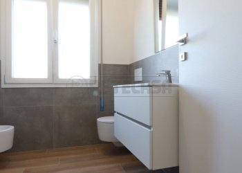 IMG_6971.JPG - Non-buildable land via F. Firoetti 12, Vicenza - photo 26