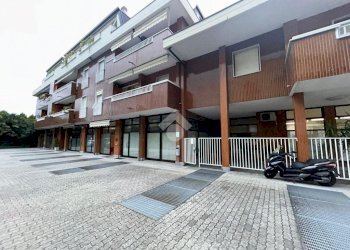 Shop Negozio Via Panzeri, Settimo Milanese - photo 2