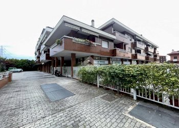Shop Negozio Via Panzeri, Settimo Milanese - photo 6