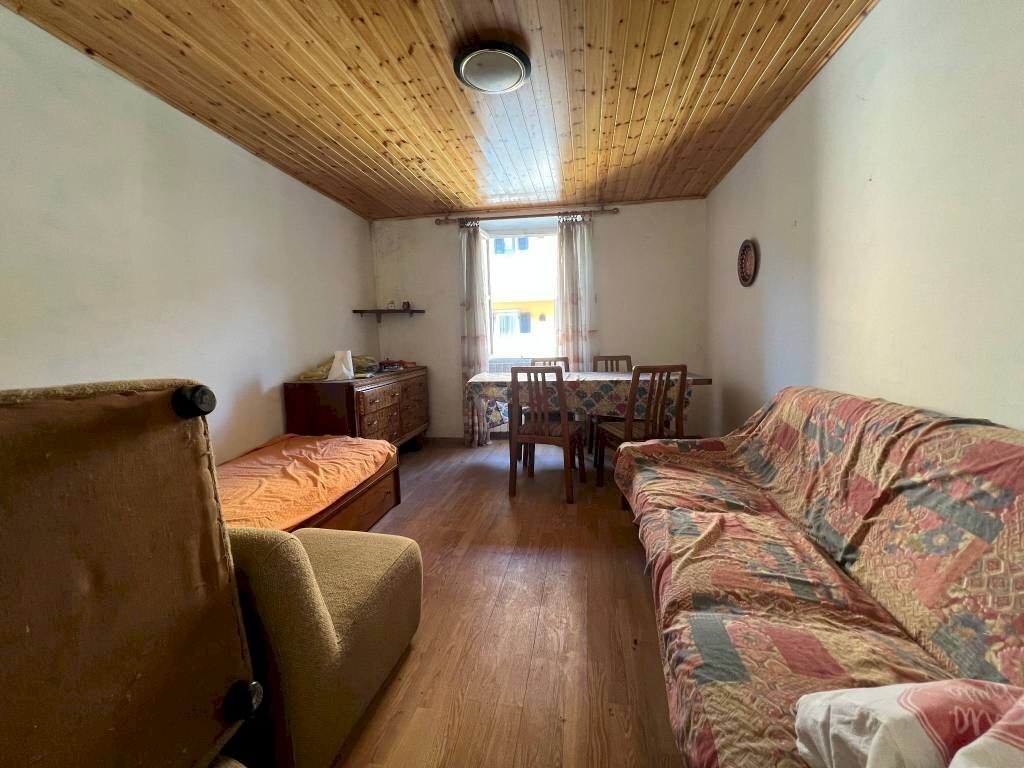 Salone - Two-room apartment via Vittorio Emanuele I I, 14, Serina - photo 2