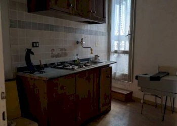 Cucina - Bilocale via Vittorio Emanuele I I, 14, Serina - foto 3