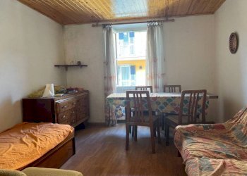 Camera da letto - Bilocale via Vittorio Emanuele I I, 14, Serina - foto 7