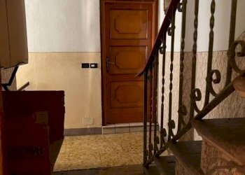Interno palazzo - Bilocale via Vittorio Emanuele I I, 14, Serina - foto 14