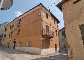 Independent house Murazzano - photo 1