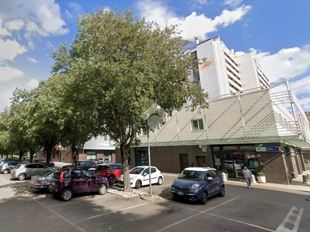 Shop via Baruzzi, Imola - photo 1